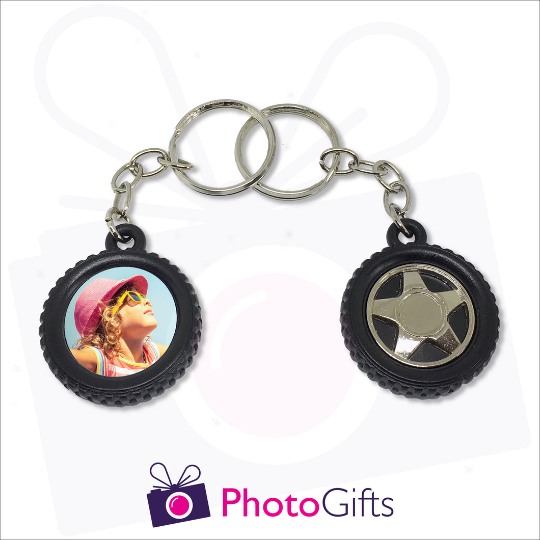 Tyre shaped keyring with tyre design on one side and your own choice of image printed on the other as produced by Photogifts.co.uk